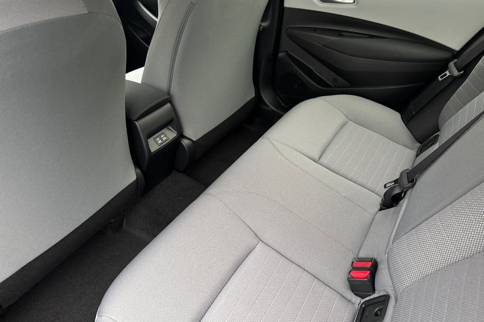 New 2026 Toyota Corolla SE image 13