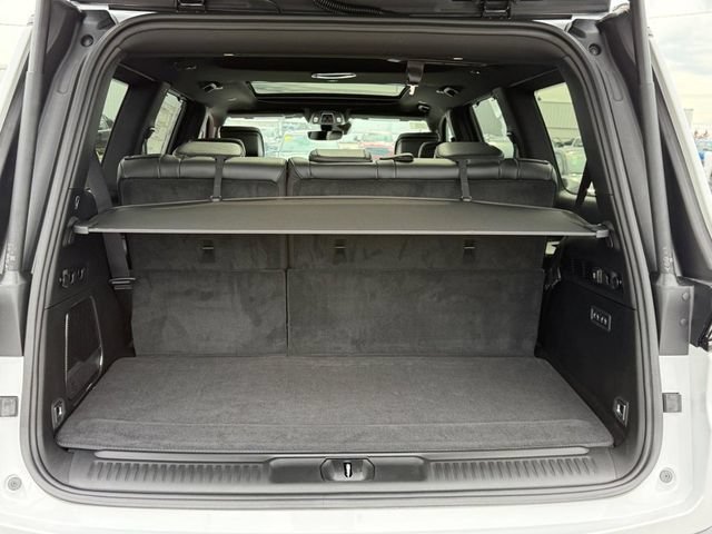 New 2026 Jeep Grand Wagoneer Limited w/ Premium Group II AWD/4WD image 4