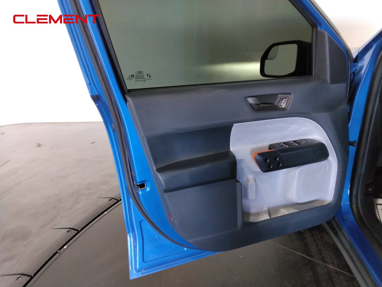 Used 2022 Ford Maverick XLT image 22