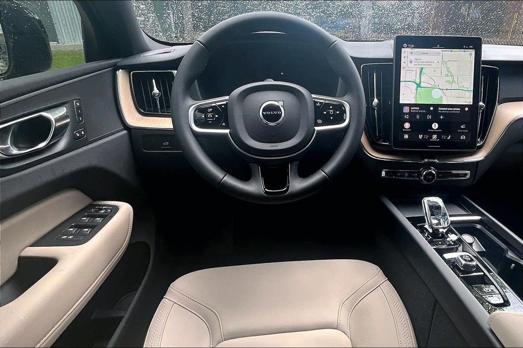 New 2026 Volvo XC60 B5 Plus w/ Protection Package Premier AWD/4WD image 23