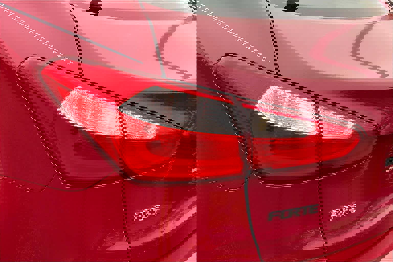 Used 2014 Kia Forte LX image 18