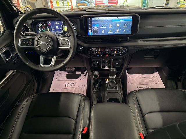 Used 2024 Jeep Wrangler Unlimited Sahara AWD/4WD image 23