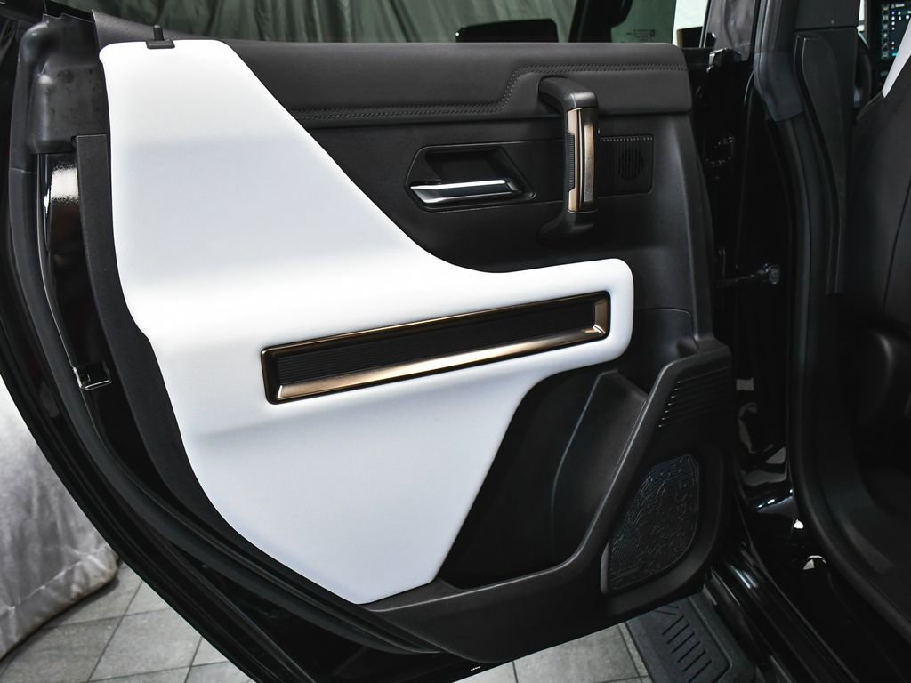 Used 2024 GMC Hummer EV 3X image 12