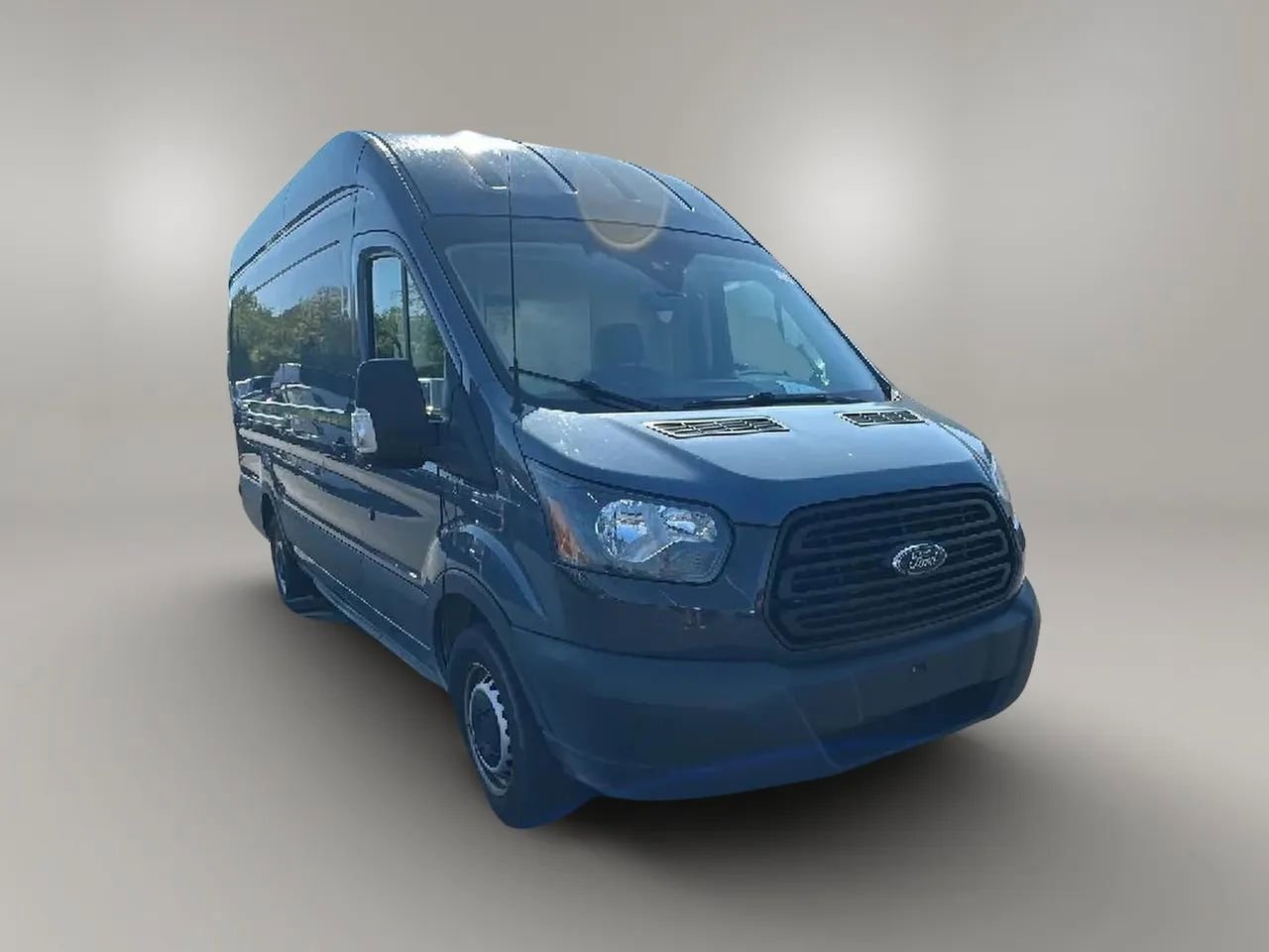 Used 2019 Ford Transit 250 148 High Roof Extended image 9