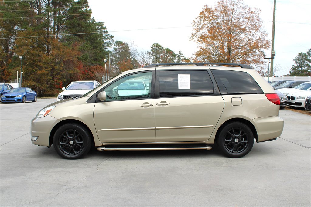 Used 2005 Toyota Sienna XLE image 4