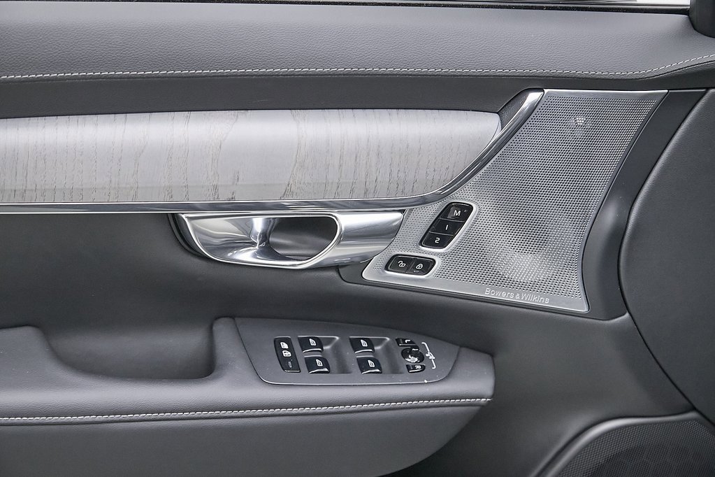 Certified 2024 Volvo V90 B6 Cross Country Ultimate image 12