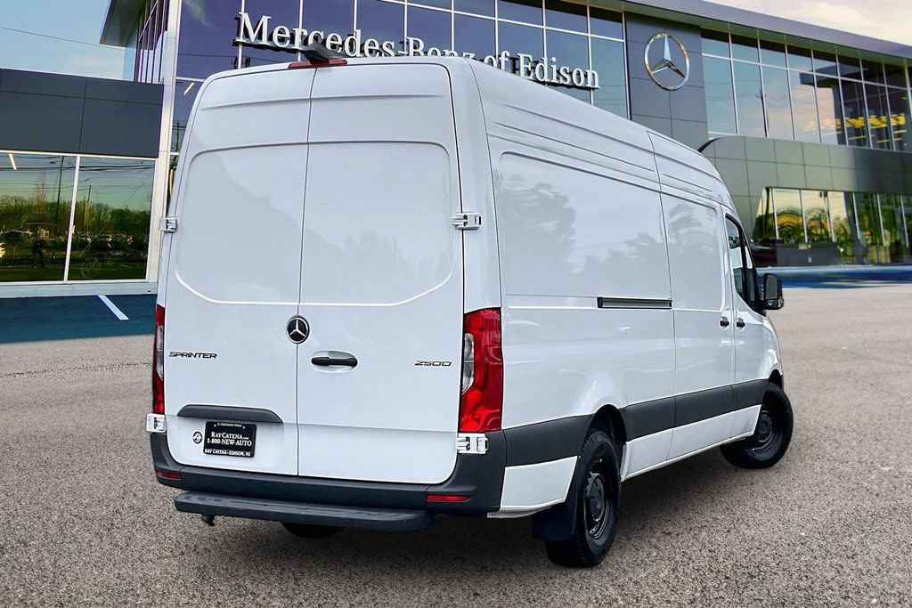 Used 2026 Mercedes-Benz Sprinter 2500 image 10