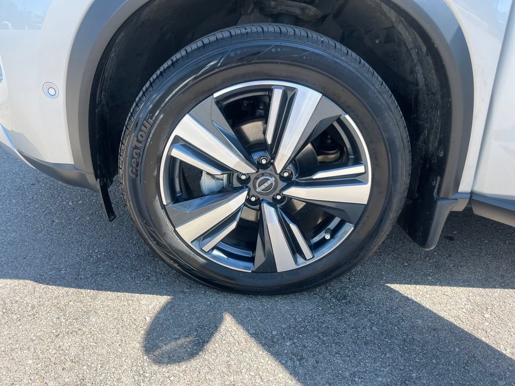 Used 2023 Nissan Rogue Platinum w/ Platinum Premium Package FWD image 30