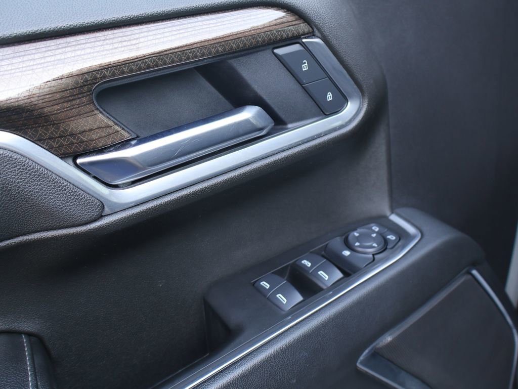 Used 2025 Chevrolet Silverado 1500 LT AWD/4WD image 20