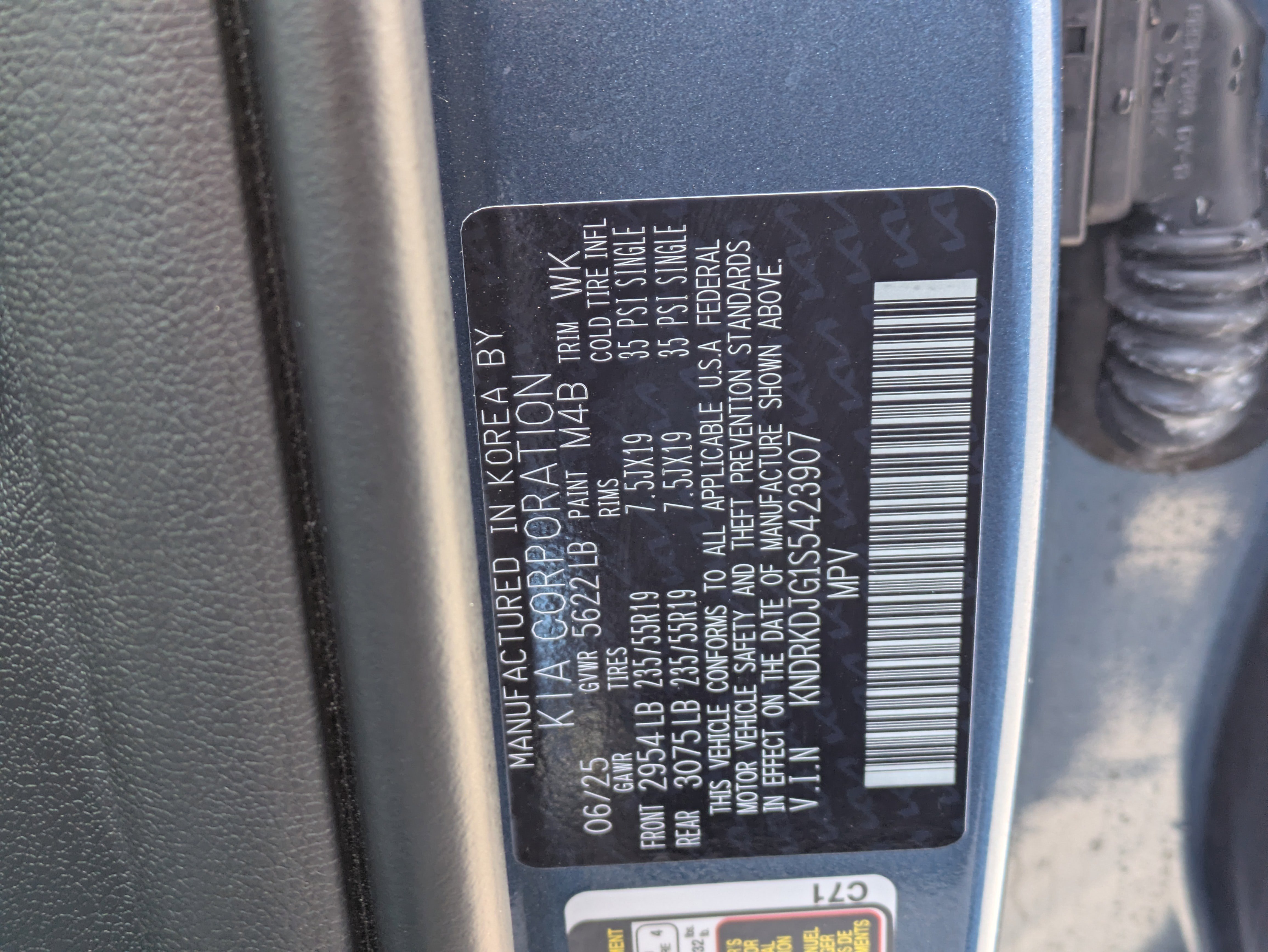 Certified 2025 Kia Sorento SX Prestige image 32