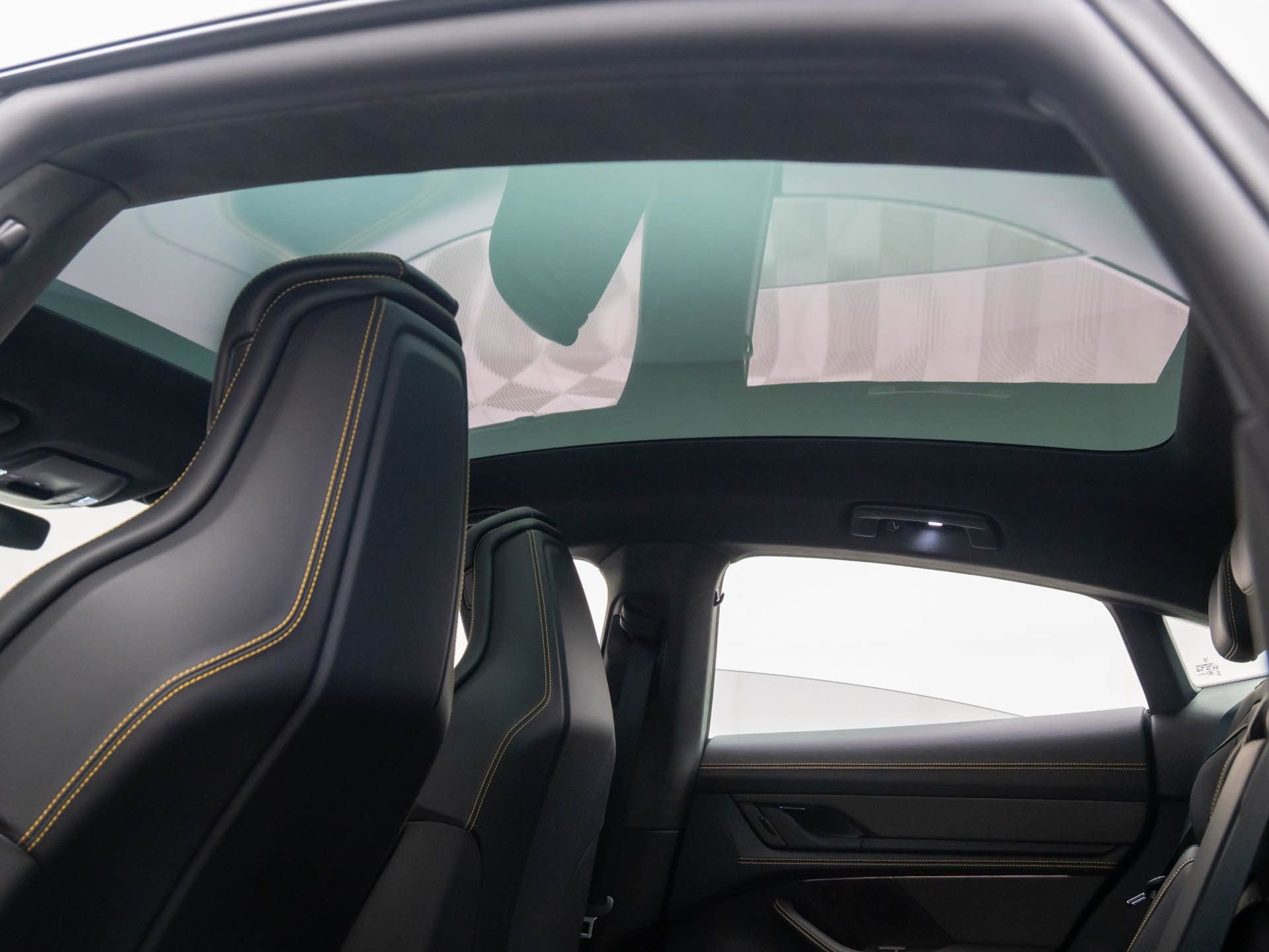 New 2025 Porsche Taycan Turbo S image 19