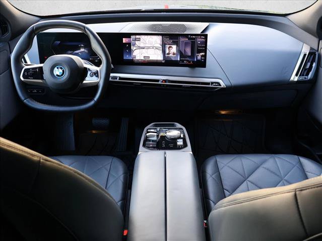 Certified 2023 BMW iX xDrive50 w/ Sport Package AWD/4WD image 22