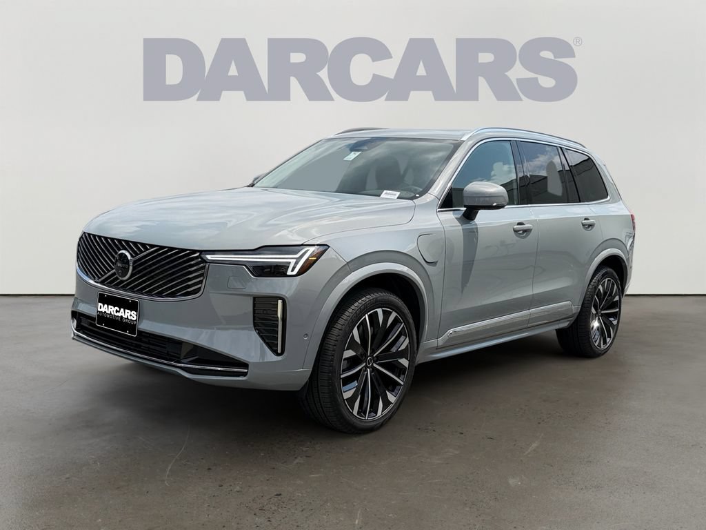 Certified 2026 Volvo XC90 T8 Plus w/ Protection Package Premier AWD/4WD image 3