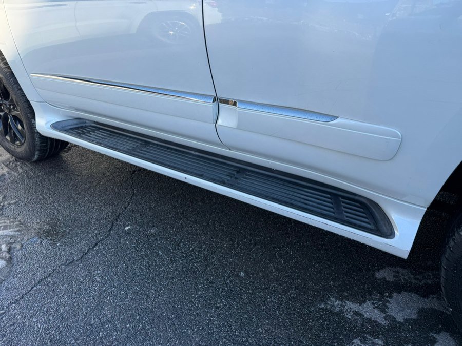 Used 2014 Lexus GX 460 w/ Premium Package image 20