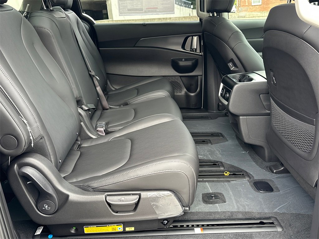 New 2026 Kia Carnival SX image 15