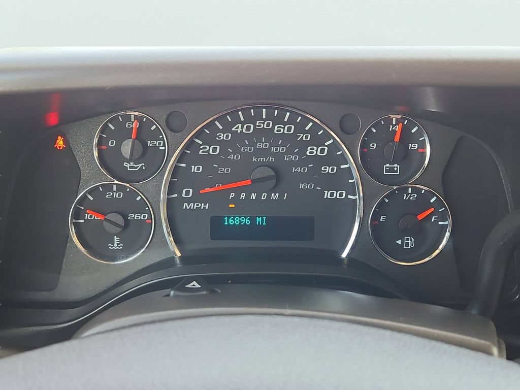Certified 2024 Chevrolet Express 2500 w/ Driver Convenience Package RWD image 24