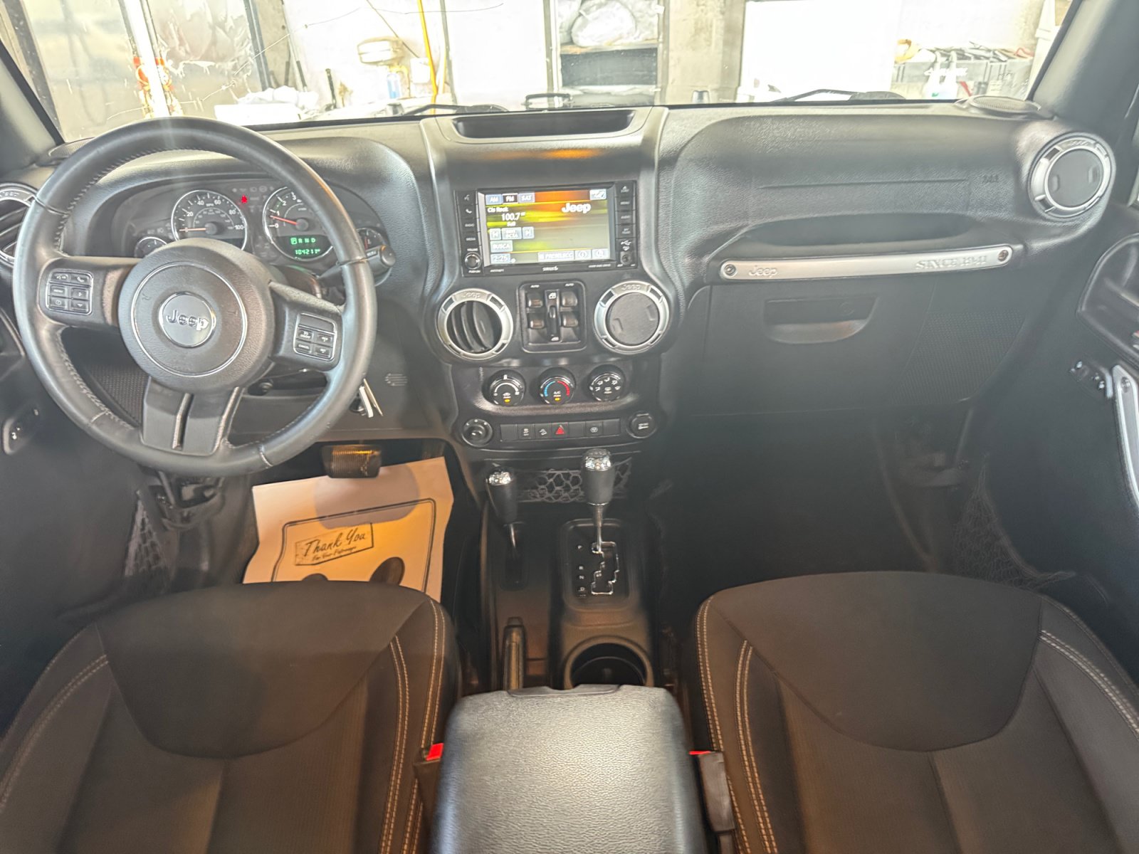 Used 2016 Jeep Wrangler Unlimited Sahara w/ Connectivity Group AWD/4WD image 28