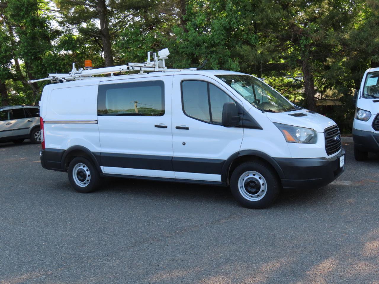 Used 2015 Ford Transit 150 130 Low Roof RWD image 7