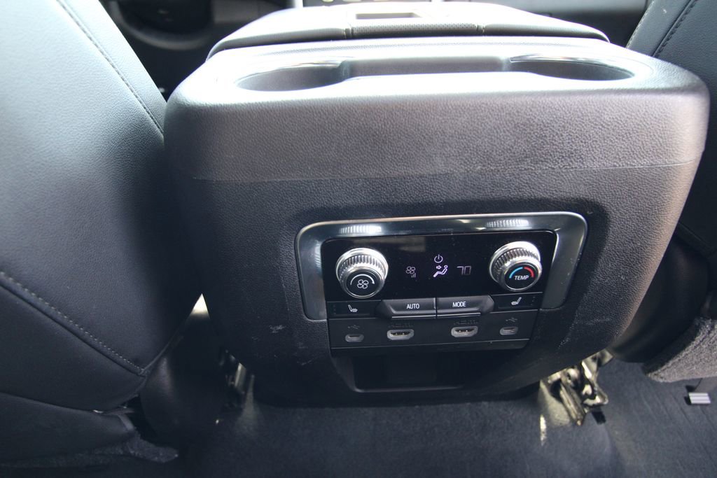 Used 2021 GMC Yukon SLT w/ SLT Luxury Plus Package image 45