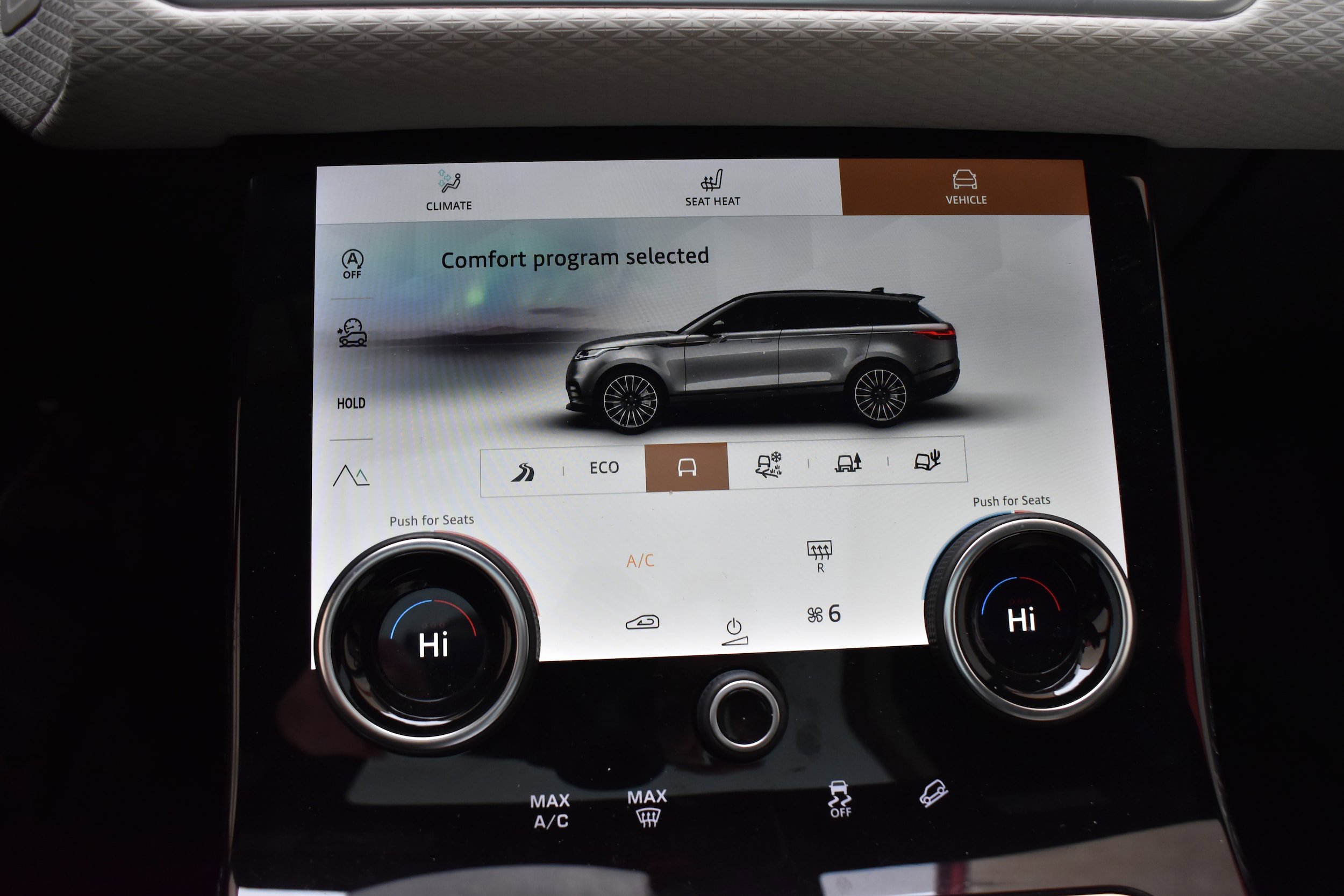 Used 2023 Land Rover Range Rover Velar R-Dynamic S AWD/4WD image 39