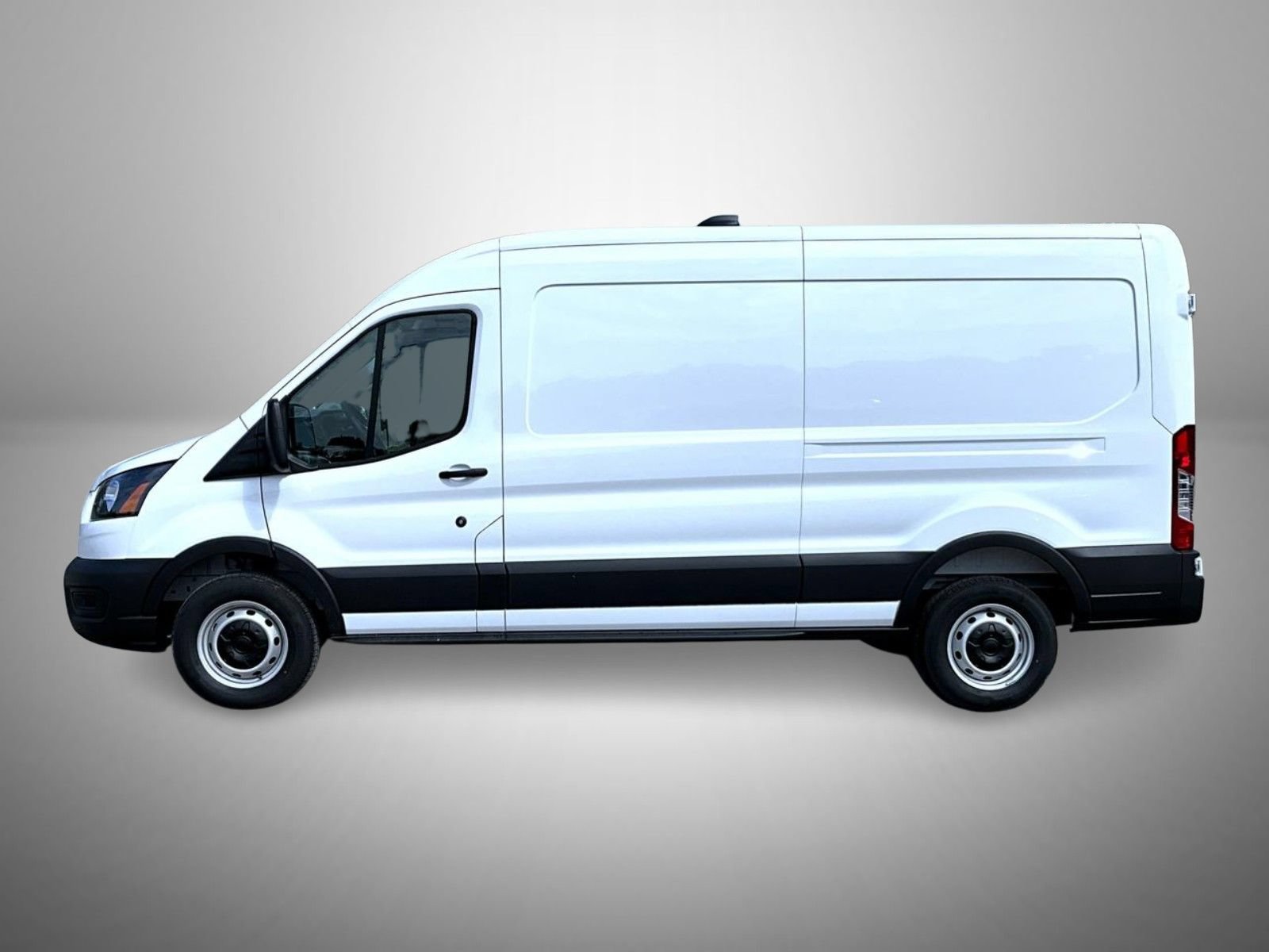 New 2027 Ford Transit 250 148 Medium Roof w/ Load Area Protection Package RWD image 8