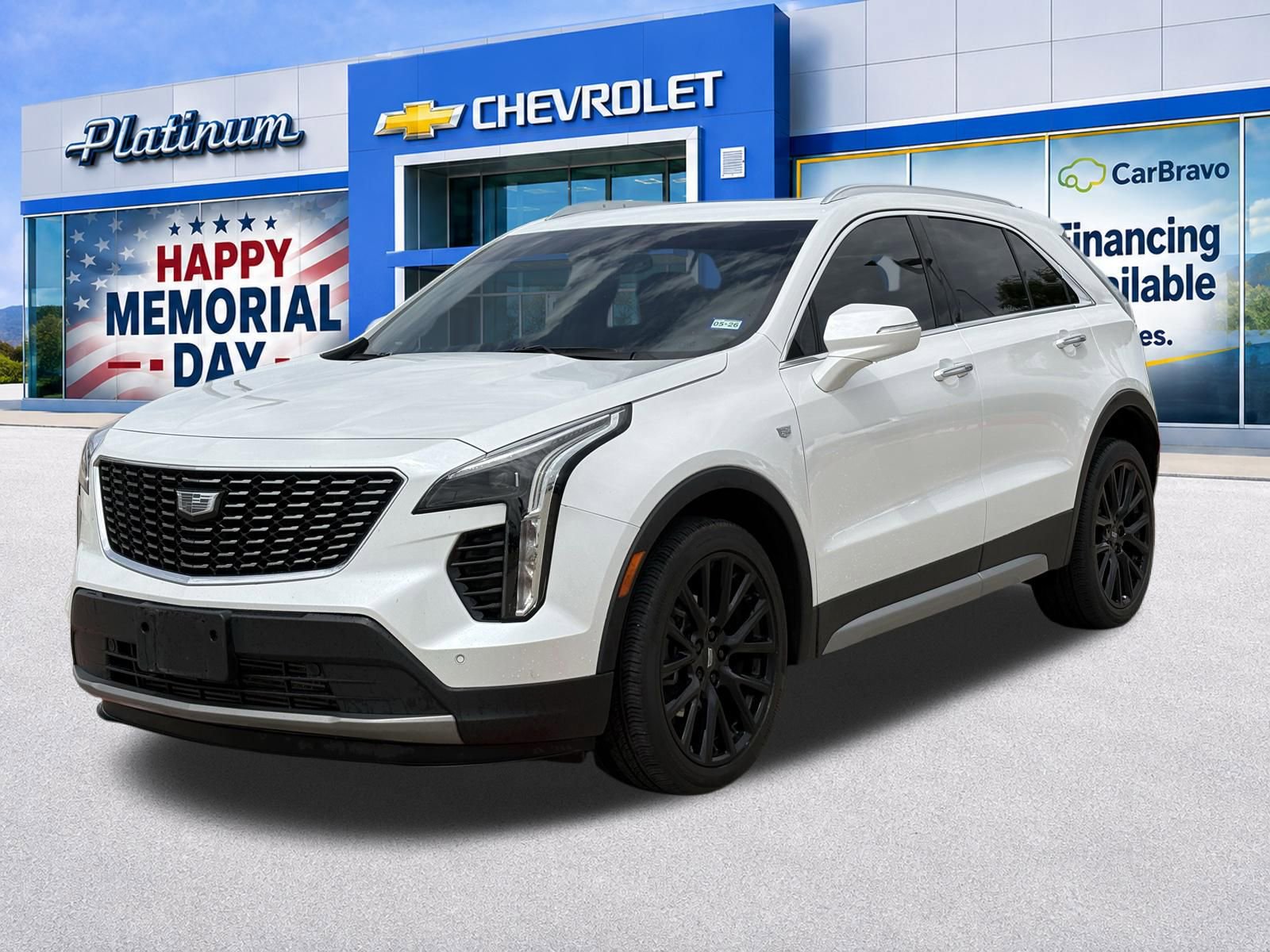 Used 2023 Cadillac XT4 Premium Luxury w/ Driver Assist Package FWD image 3