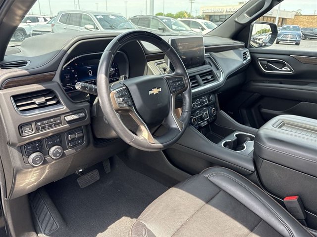Certified 2023 Chevrolet Suburban High Country w/ Advanced Technology Package AWD/4WD image 10
