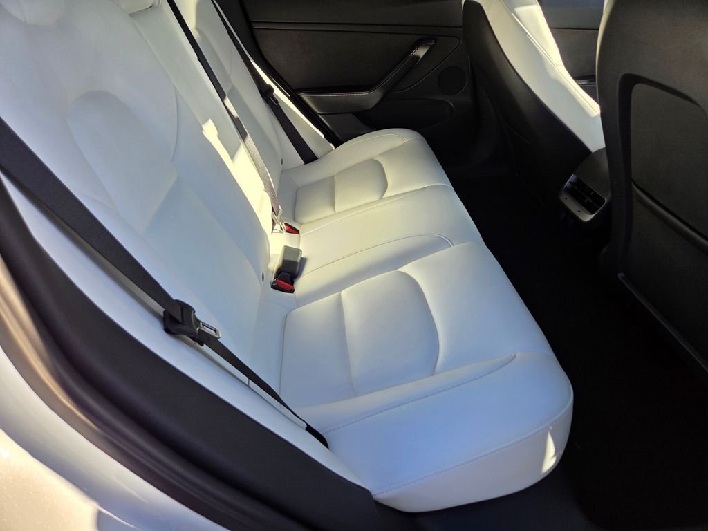 Used 2023 Tesla Model 3 Standard Range RWD image 18