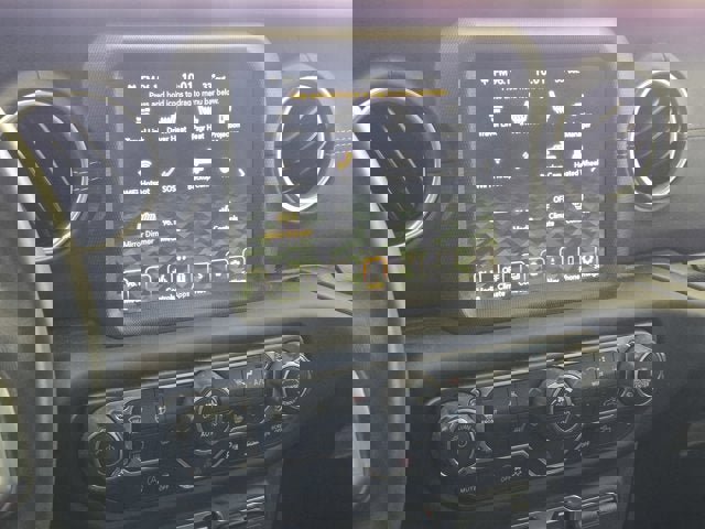 Used 2020 Jeep Gladiator Overland image 22