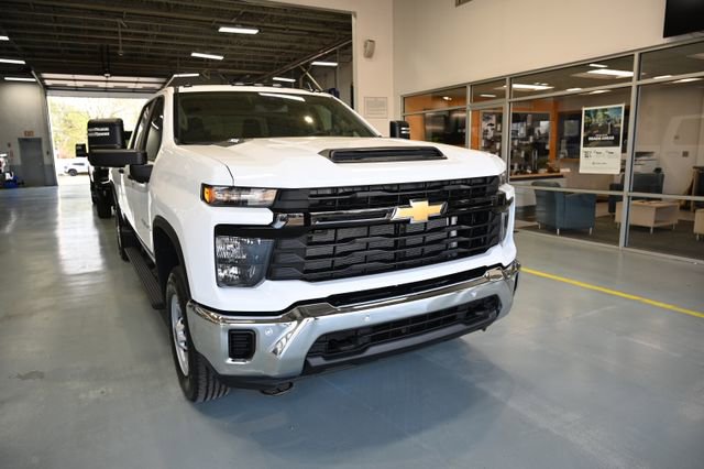 New 2026 Chevrolet Silverado 2500 W/T w/ WT/CX Safety Package AWD/4WD image 3