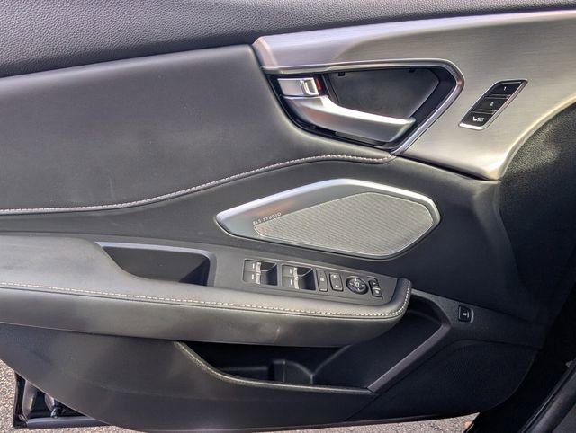 Certified 2025 Acura RDX w/ Technology Package image 38