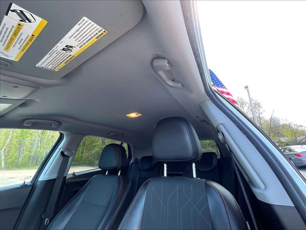 Used 2018 Chevrolet Trax LT w/ LT Convenience Package AWD/4WD image 7