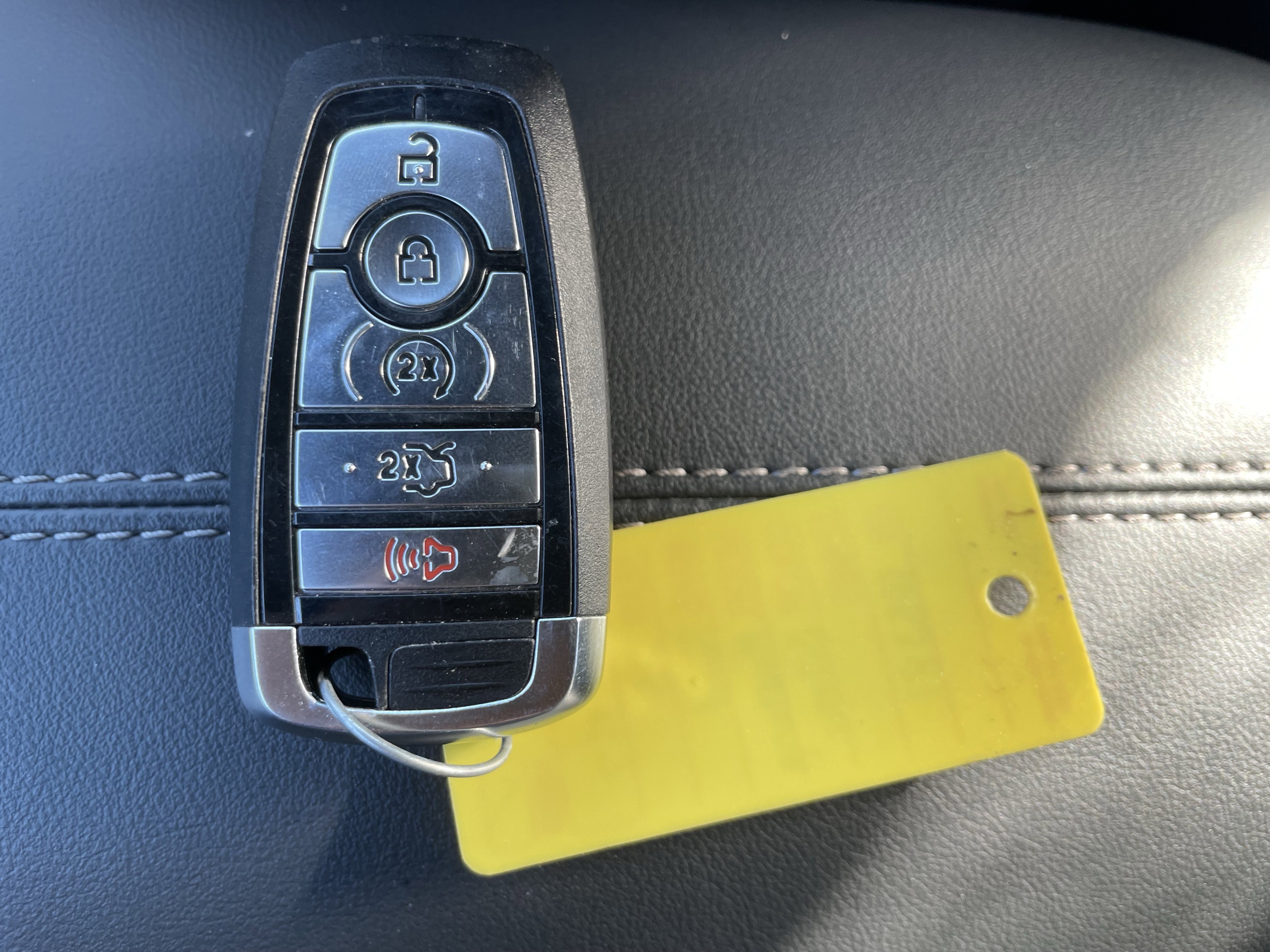 Used 2025 Ford Mustang Premium image 31