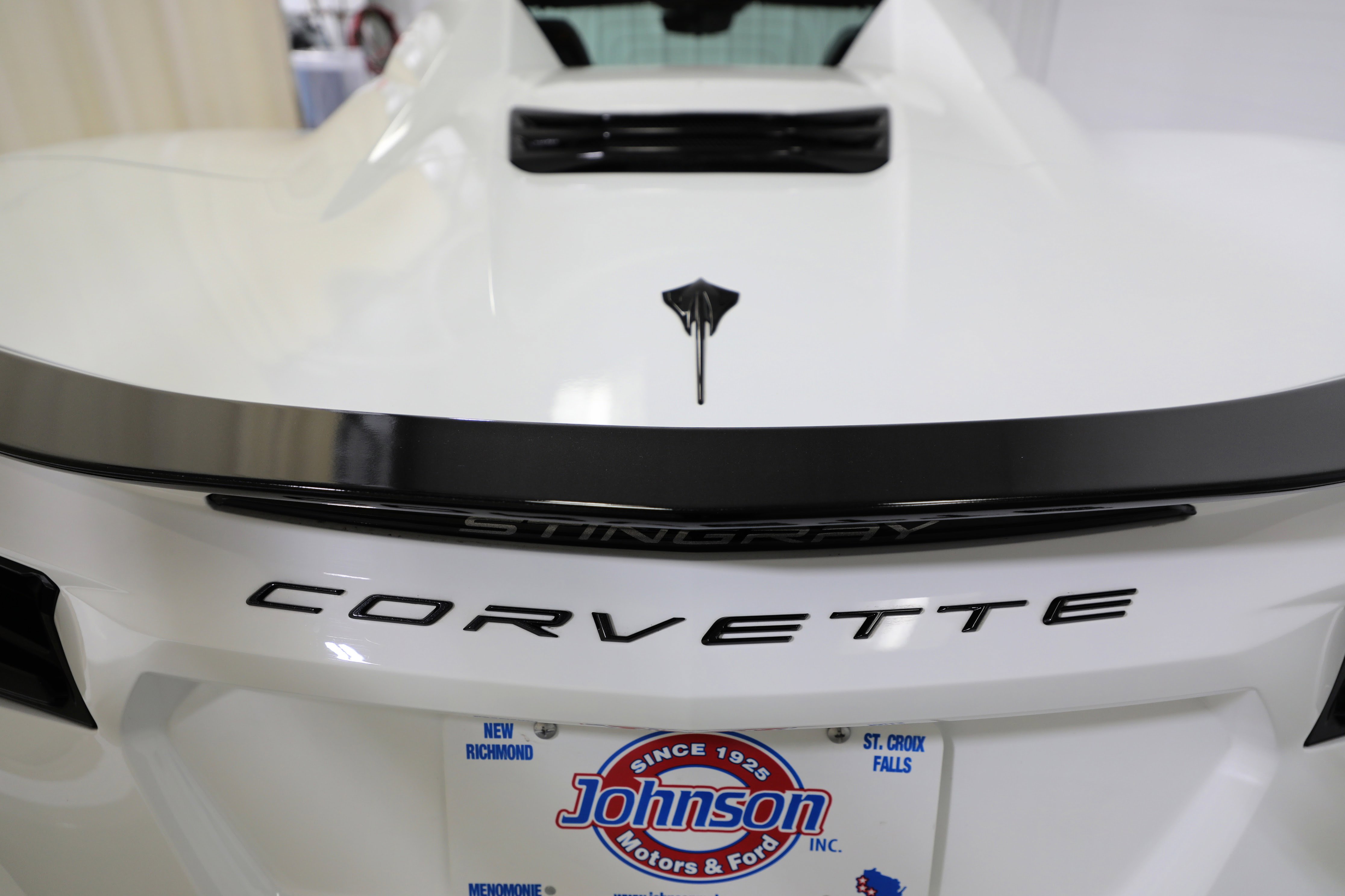 Used 2024 Chevrolet Corvette Stingray Preferred Conv w/ 2LT image 21