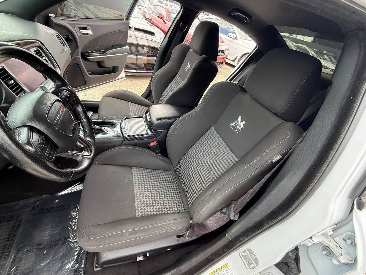 Used 2020 Dodge Charger Scat Pack RWD image 25