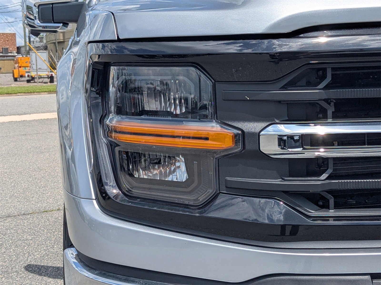 New 2025 Ford F150 XLT w/ Equipment Group 303A High image 10