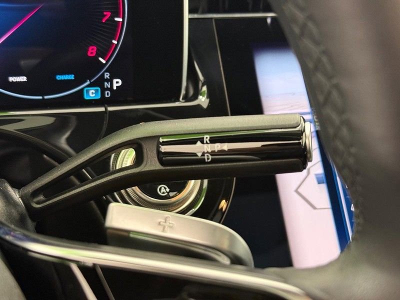 New 2025 Mercedes-Benz E 350 4MATIC Sedan image 12