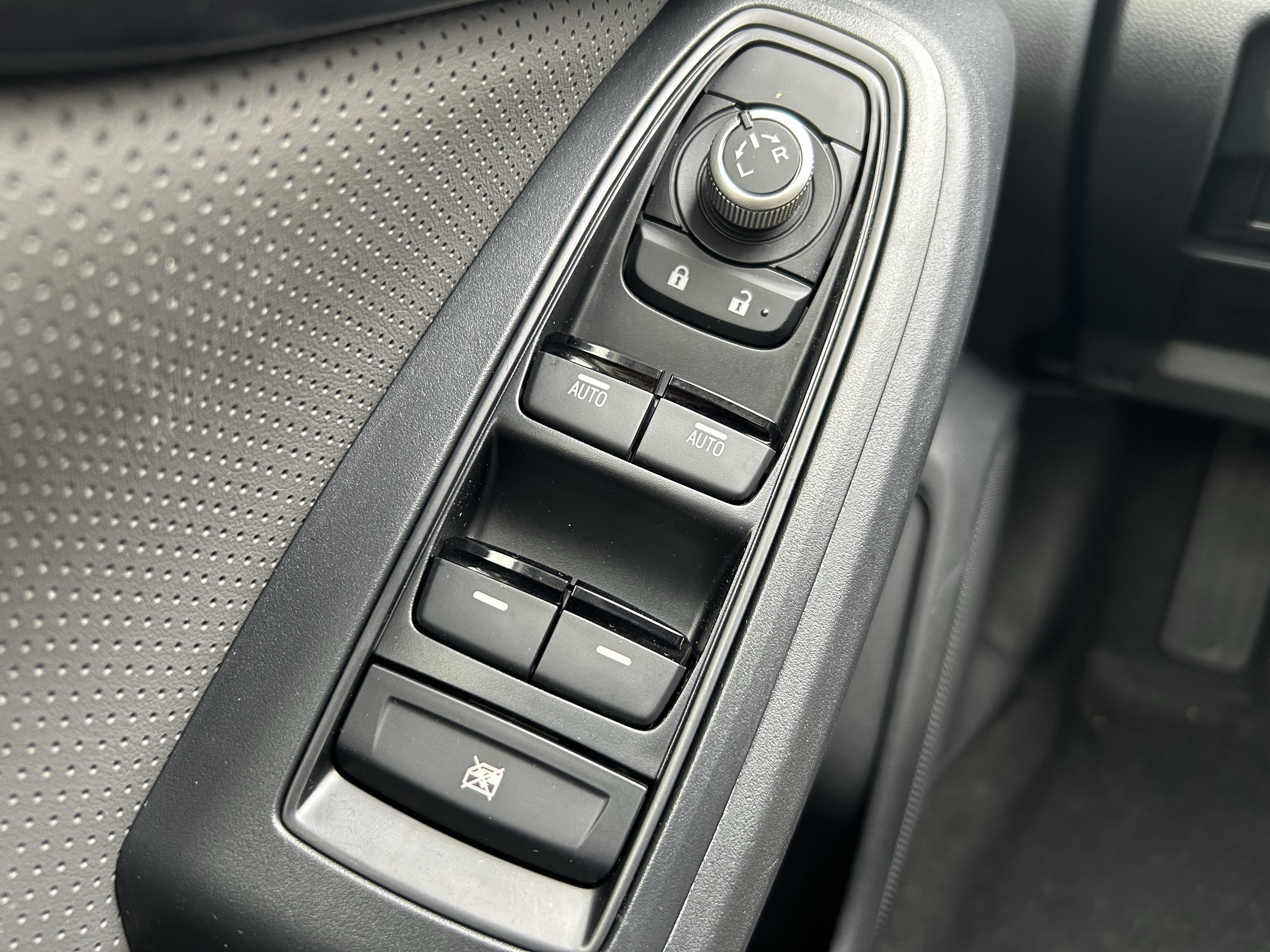 Certified 2022 Subaru Crosstrek 2.5i Sport w/ Moonroof Package image 21