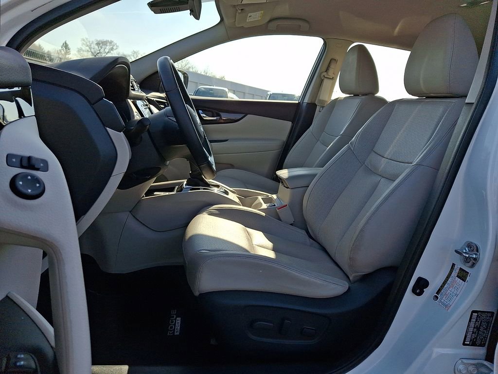 Certified 2022 Nissan Rogue Sport SL image 13