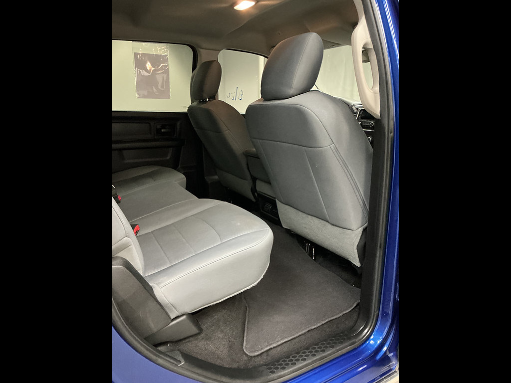 Used 2017 RAM 2500 Tradesman w/ Chrome Appearance Group AWD/4WD image 18