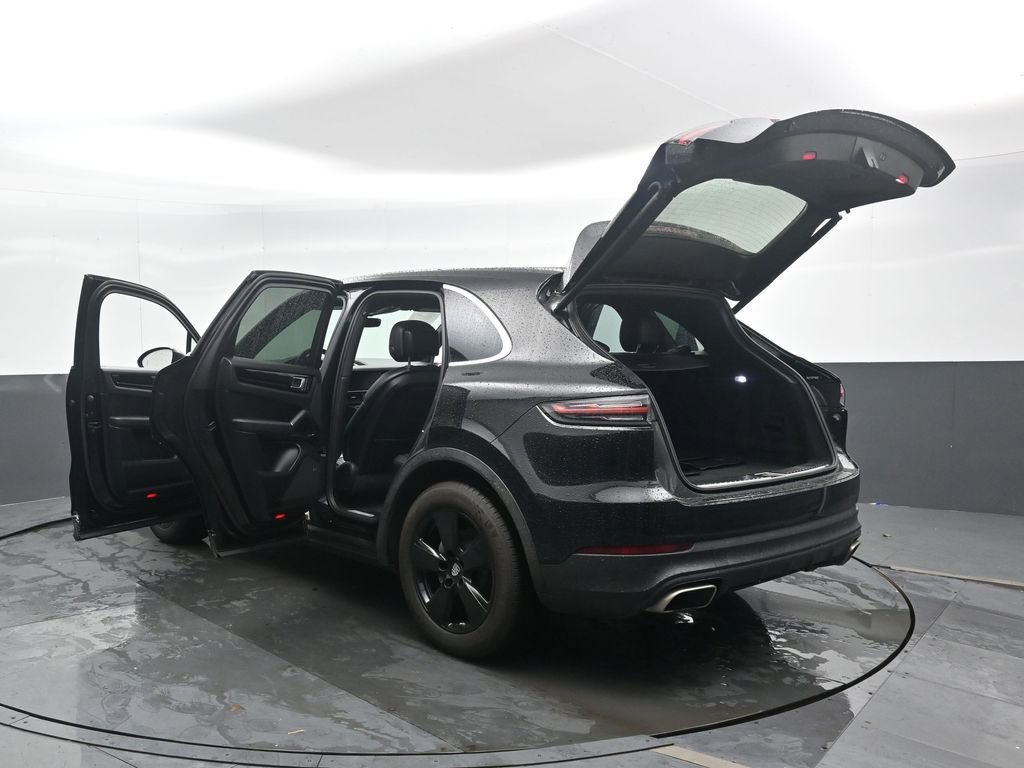 Used 2022 Porsche Cayenne image 49