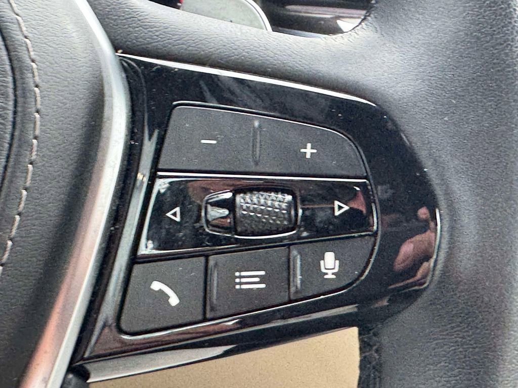 Certified 2023 BMW 530i xDrive w/ Convenience Package image 18