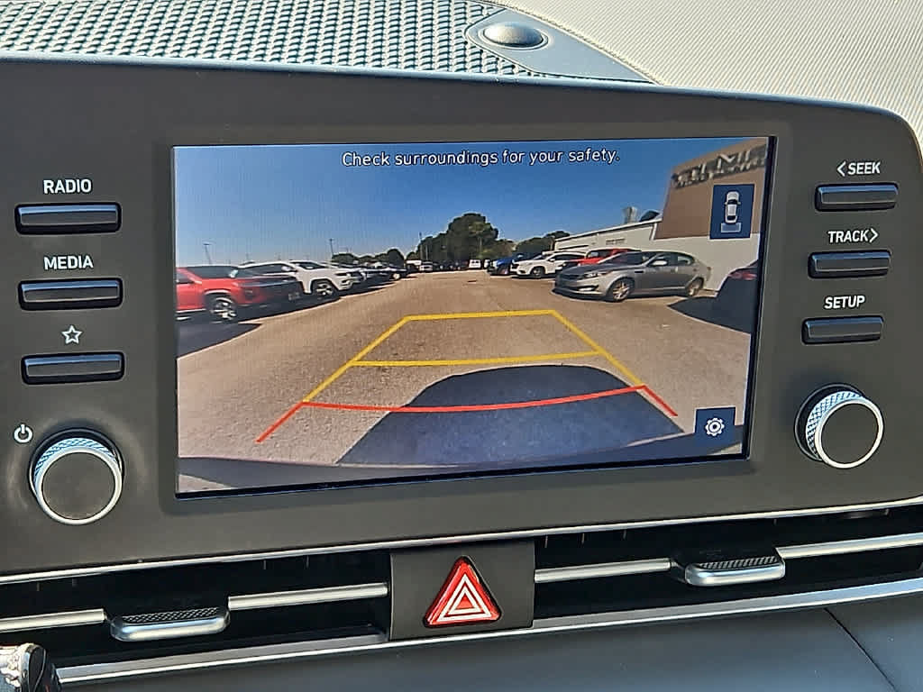 Used 2023 Hyundai Elantra SEL w/ Cargo Package FWD image 16