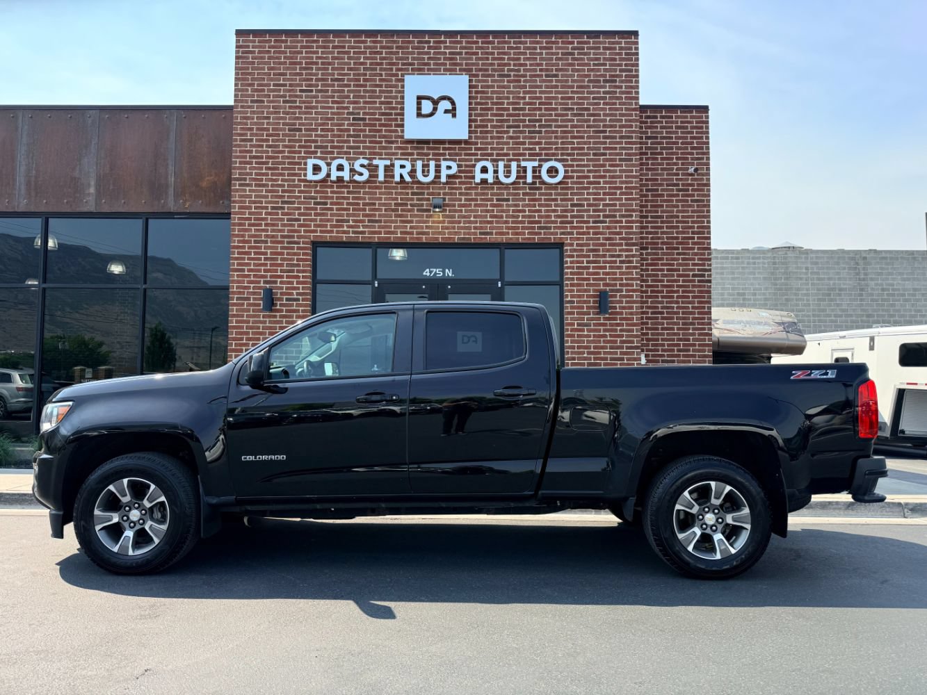 Used 2017 Chevrolet Colorado Z71 AWD/4WD image 4