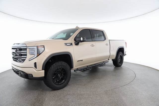 Used 2022 GMC Sierra 1500 AT4 w/ Technology Package image 2