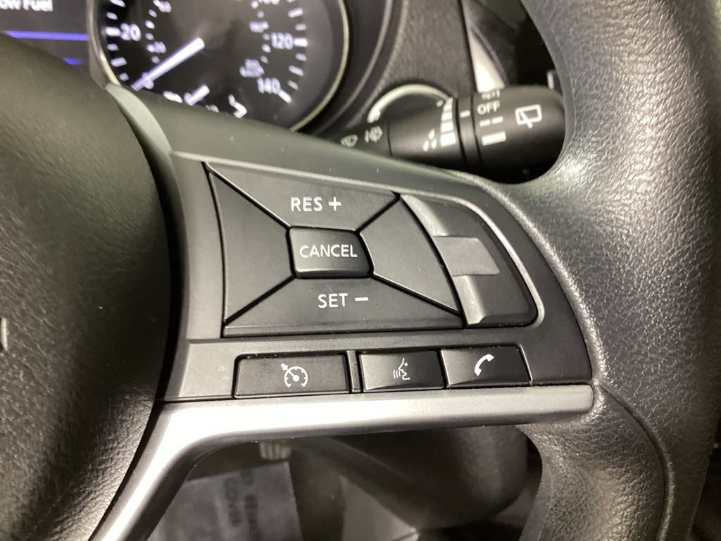 Used 2020 Nissan Rogue Sport SV FWD image 22