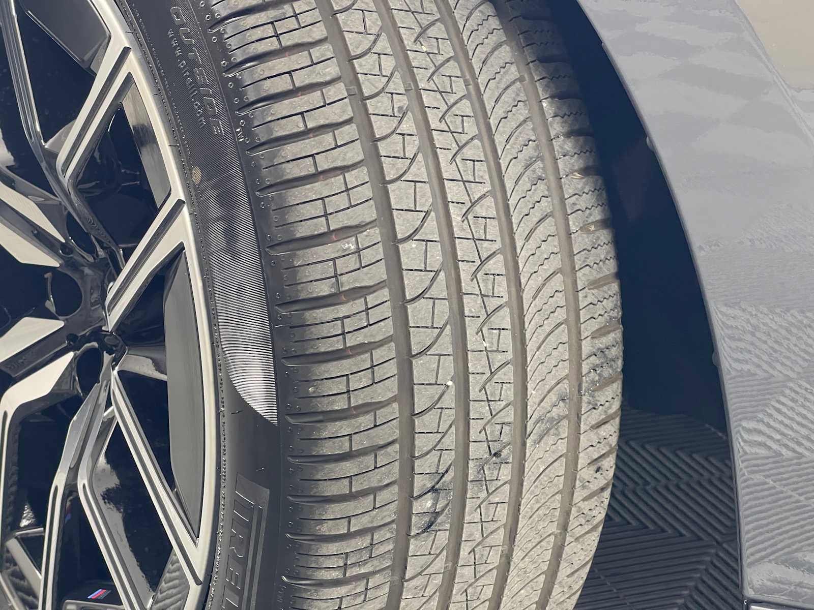 New 2026 BMW i7 xDrive60 w/ Executive Package image 4