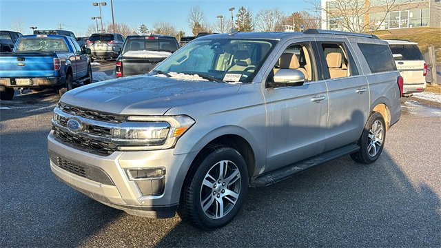 Used 2024 Ford Expedition Max Limited image 2
