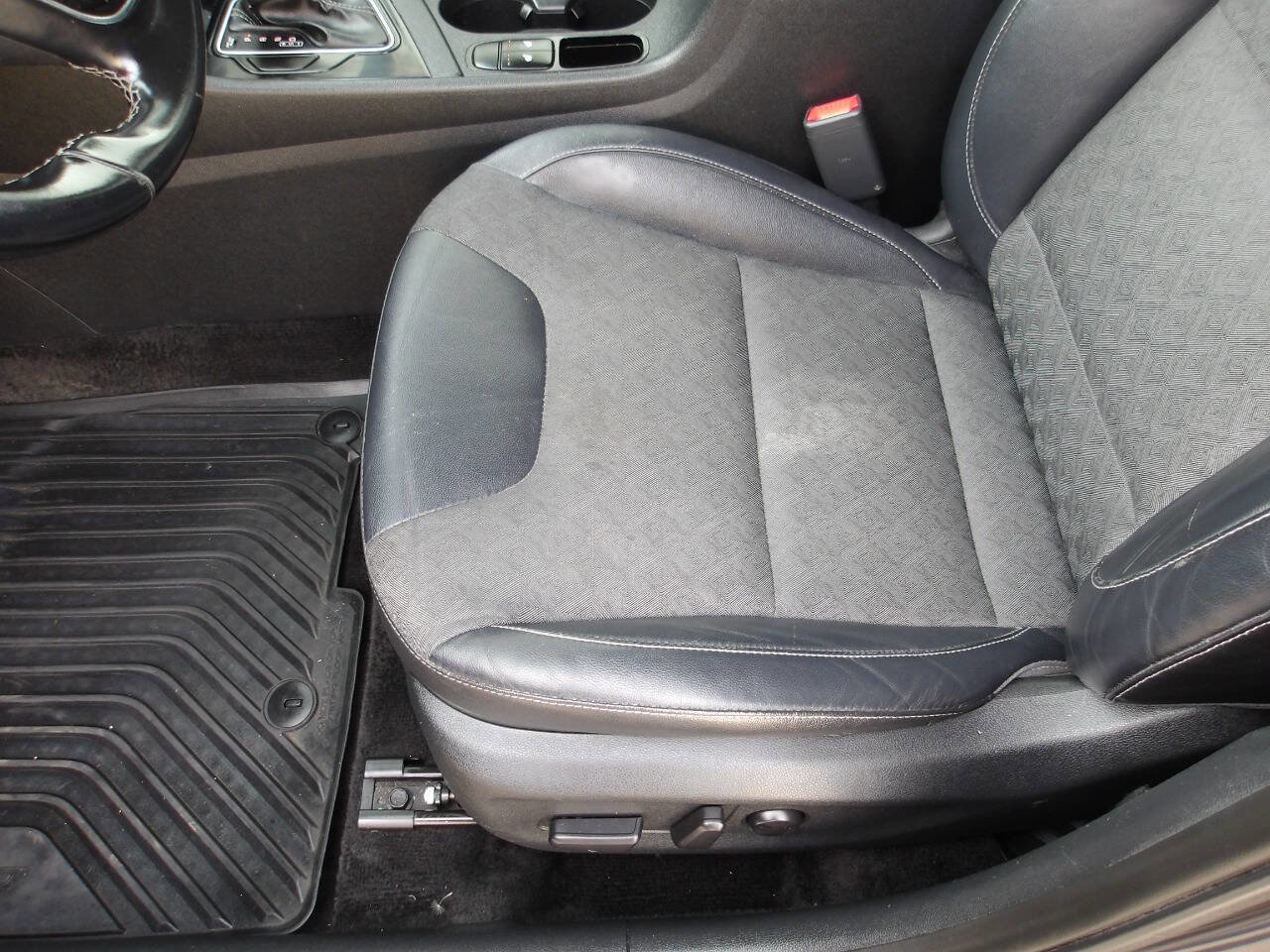 Used 2018 Kia Niro EX w/ EX Touring Graphite Edition FWD image 23