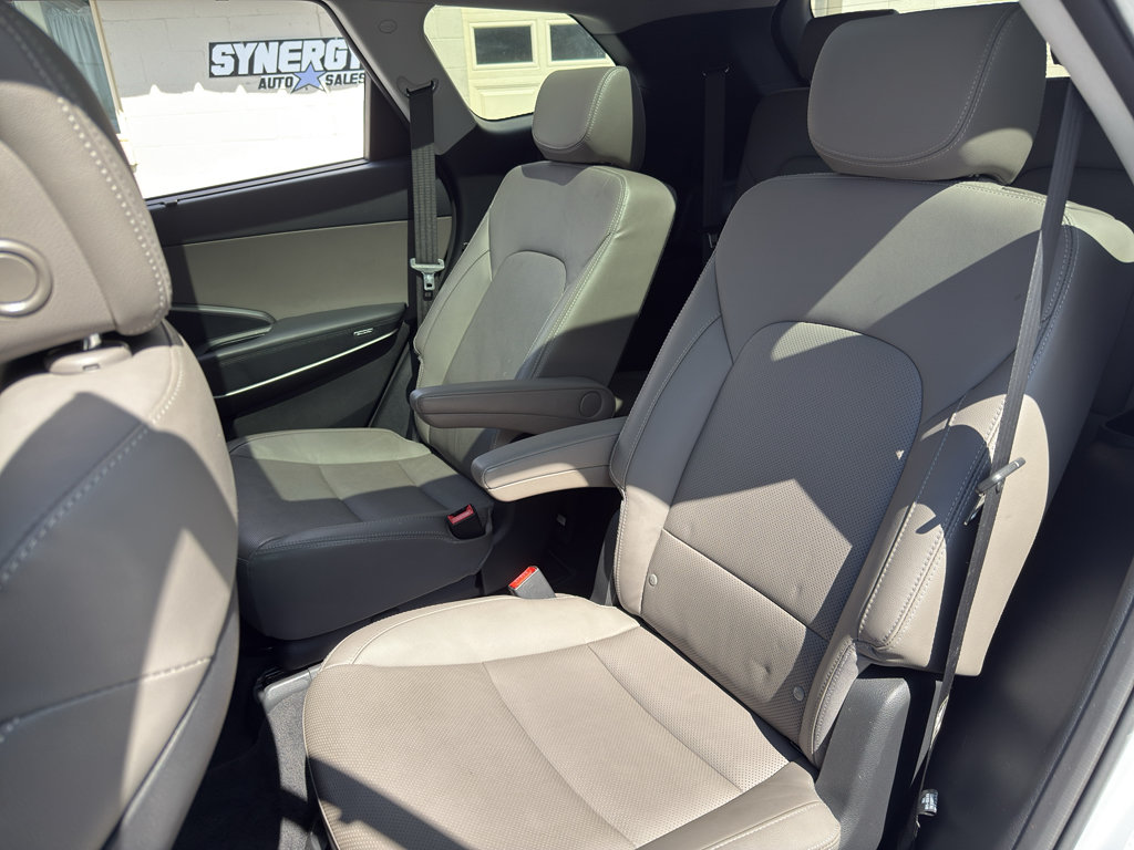 Used 2019 Hyundai Santa Fe XL AWD/4WD image 26